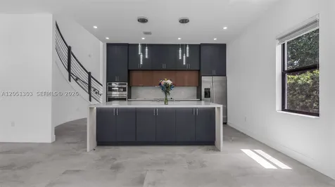 8900 NW 161st Terrace Miami Lakes FL 33018