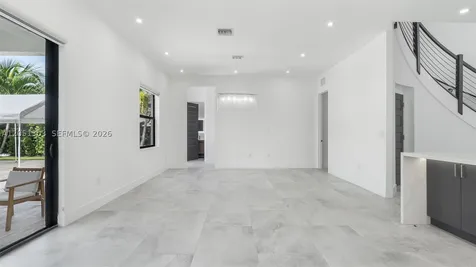 8900 NW 161st Terrace Miami Lakes FL 33018