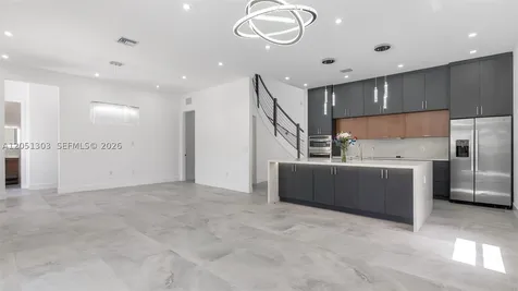 8900 NW 161st Terrace Miami Lakes FL 33018