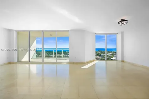 20201 E Country Club Drive Aventura FL 33180