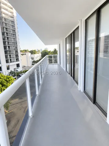20505 E Country Club Drive Aventura FL 33180