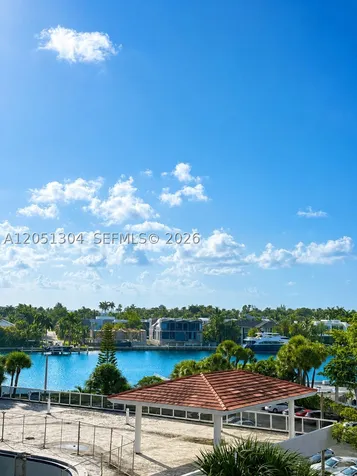 20505 E Country Club Drive Aventura FL 33180
