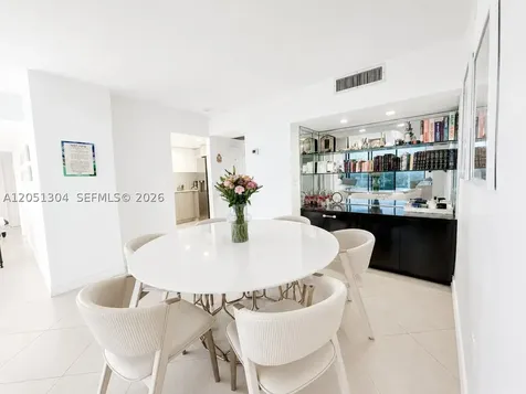 20505 E Country Club Drive Aventura FL 33180