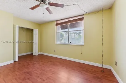 14241 Memorial Hwy 9f Highway Miami FL 33161