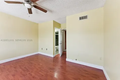 14241 Memorial Hwy 9f Highway Miami FL 33161