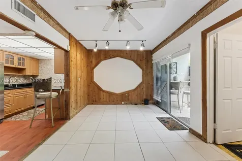 14241 Memorial Hwy 9f Highway Miami FL 33161