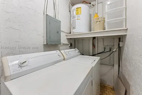 14241 Memorial Hwy 9f Highway Miami FL 33161