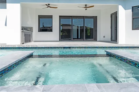 129 SW 34th Avenue Cape Coral FL 33991