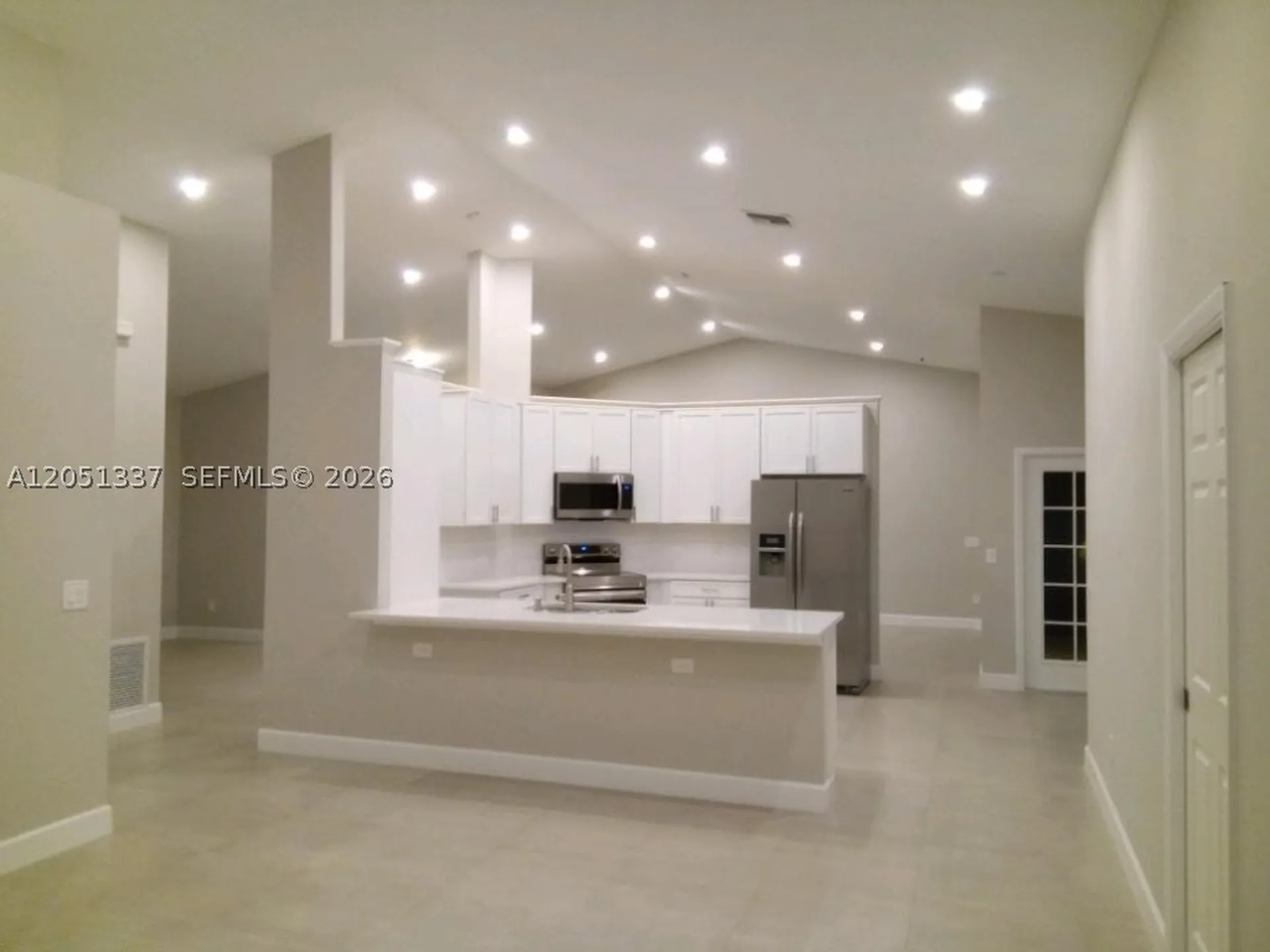 9367 Lake Serena Boca Raton FL 33496