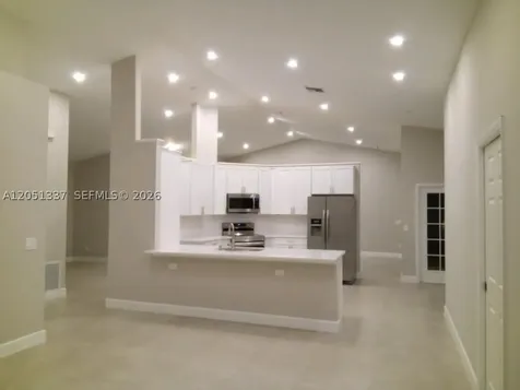 9367 Lake Serena Boca Raton FL 33496