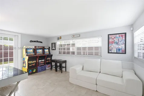 5070 SW 95th Avenue Cooper City FL 33328