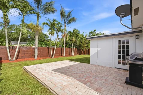 5070 SW 95th Avenue Cooper City FL 33328