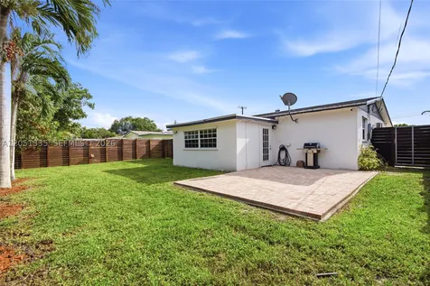 5070 SW 95th Avenue Cooper City FL 33328