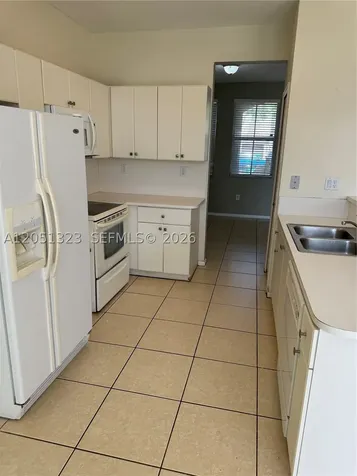 944 SW 154th Path Miami FL 33194