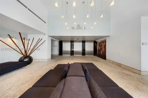 110 Washington Avenue Miami Beach FL 33139