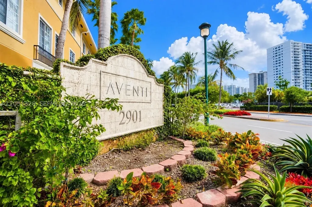 2941 NE 185th Street Aventura FL 33180
