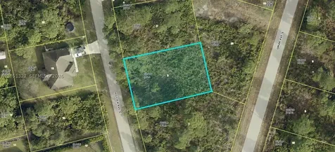 527 S Potter Avenue Lehigh Acres FL 33974