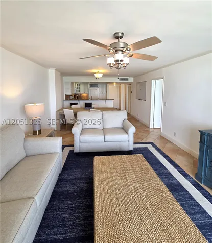 2625 Collins Avenue Miami Beach FL 33140