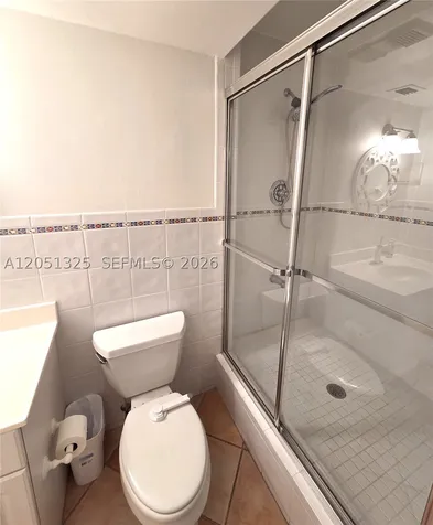 2625 Collins Avenue Miami Beach FL 33140