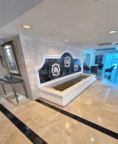 2625 Collins Avenue Miami Beach FL 33140