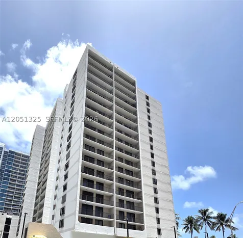2625 Collins Avenue Miami Beach FL 33140