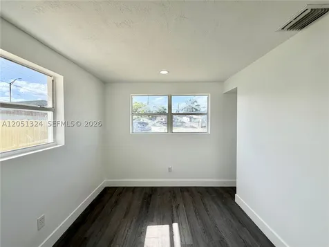 685 SE Park Drive Hialeah FL 33010