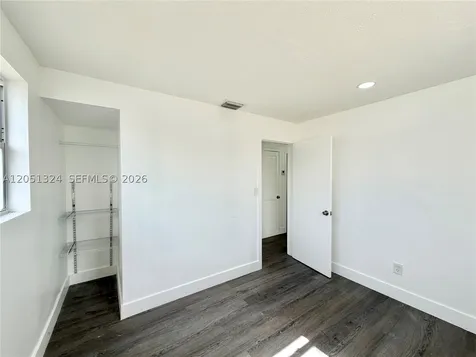 685 SE Park Drive Hialeah FL 33010