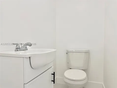 685 SE Park Drive Hialeah FL 33010