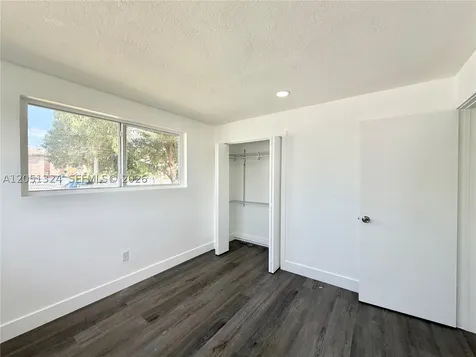 685 SE Park Drive Hialeah FL 33010