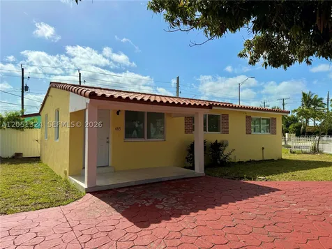 685 SE Park Drive Hialeah FL 33010