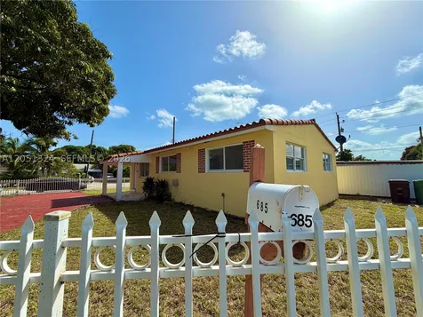 685 SE Park Drive Hialeah FL 33010