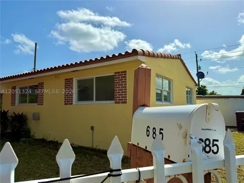 685 SE Park Drive Hialeah FL 33010