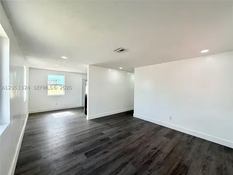 685 SE Park Drive Hialeah FL 33010