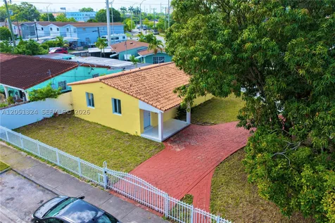 685 SE Park Drive Hialeah FL 33010