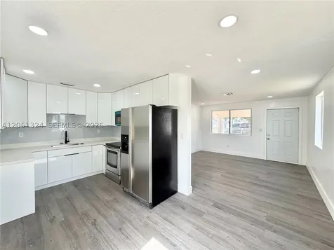 685 SE Park Drive Hialeah FL 33010