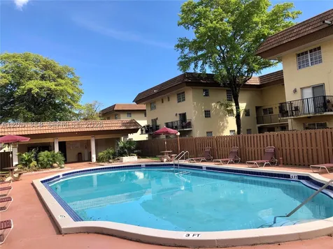 8500 SW 109th Avenue Miami FL 33173