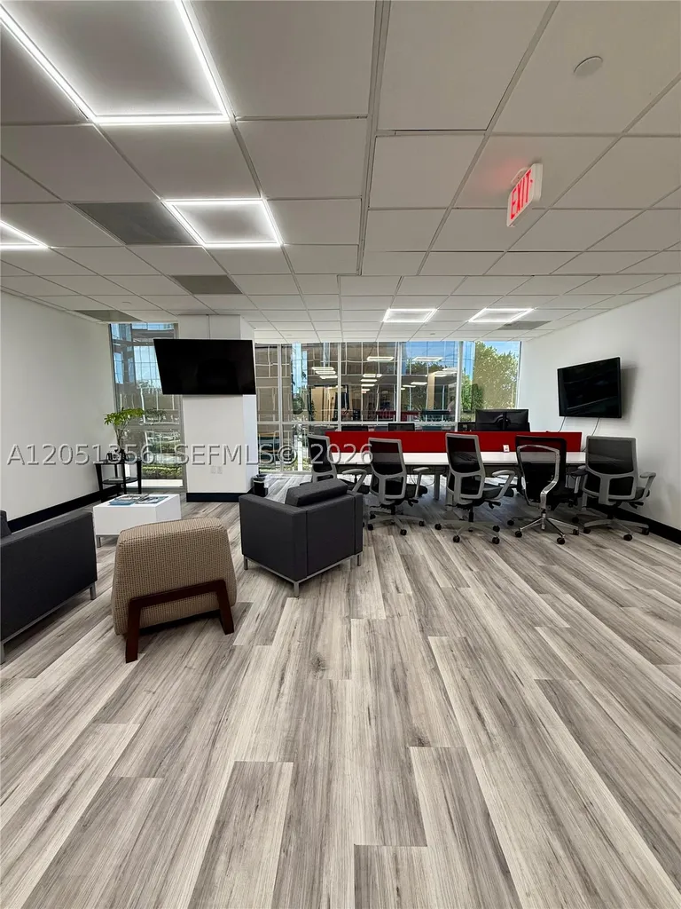 2825 N University Drive Coral Springs FL 33065