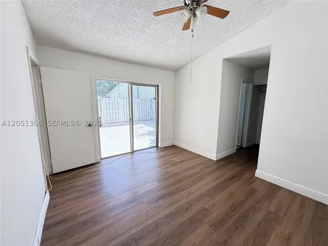 21393 NE 8th Court Miami FL 33179