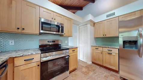10251 SW 80th Street Miami FL 33173