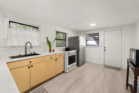 349 NW 41st Street Miami FL 33127