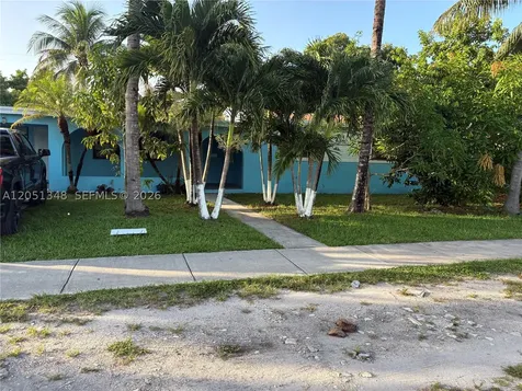 1011 NW 183rd Drive Miami Gardens FL 33169