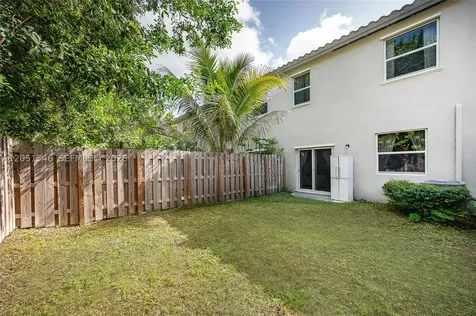 1116 SE 26th Terrace Homestead FL 33035