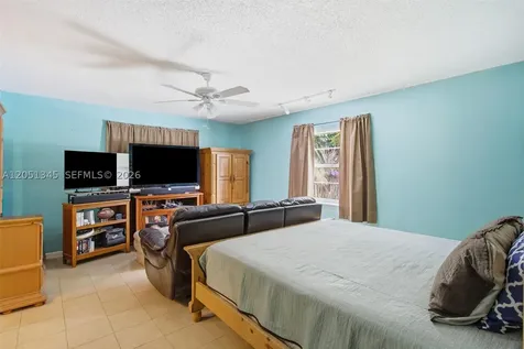 8410 SW 20th Street North Lauderdale FL 33068