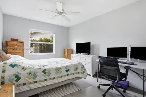 8410 SW 20th Street North Lauderdale FL 33068