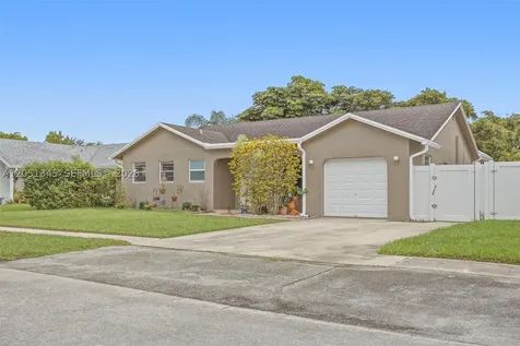 8410 SW 20th Street North Lauderdale FL 33068