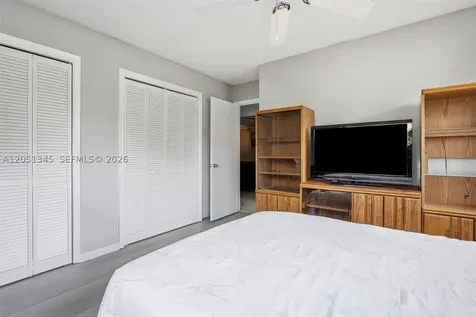 8410 SW 20th Street North Lauderdale FL 33068