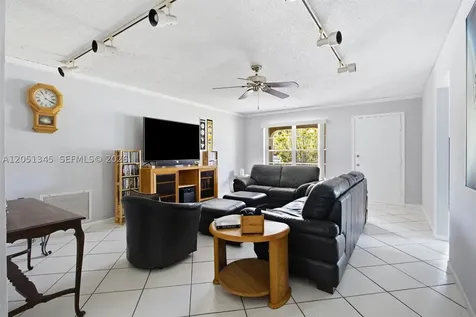 8410 SW 20th Street North Lauderdale FL 33068