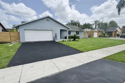 13758 SW 283rd Terrace Homestead FL 33033