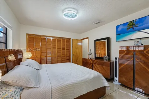 4001 W 10th Court Hialeah FL 33012