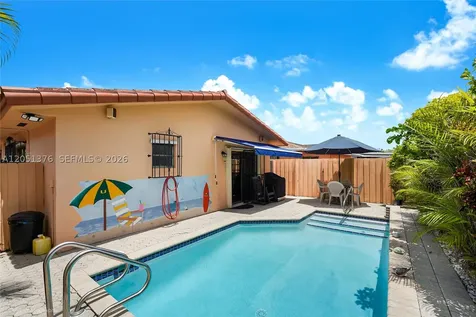 4001 W 10th Court Hialeah FL 33012